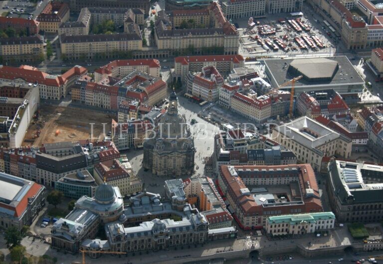 Dresdner Frauenkirche aus der Luft